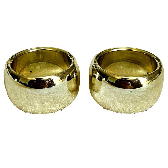 Gold Color Napkin Rings Set of 4 Round Metallic Shiny Plastic - Picture 10 of 14